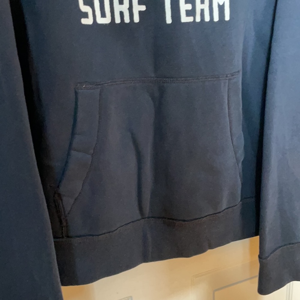🎉HP🎉HOLLISTER Surf 🏄‍♂️ Team Boys Hoodie in Navy Blue with White accents! - Picture 10 of 11